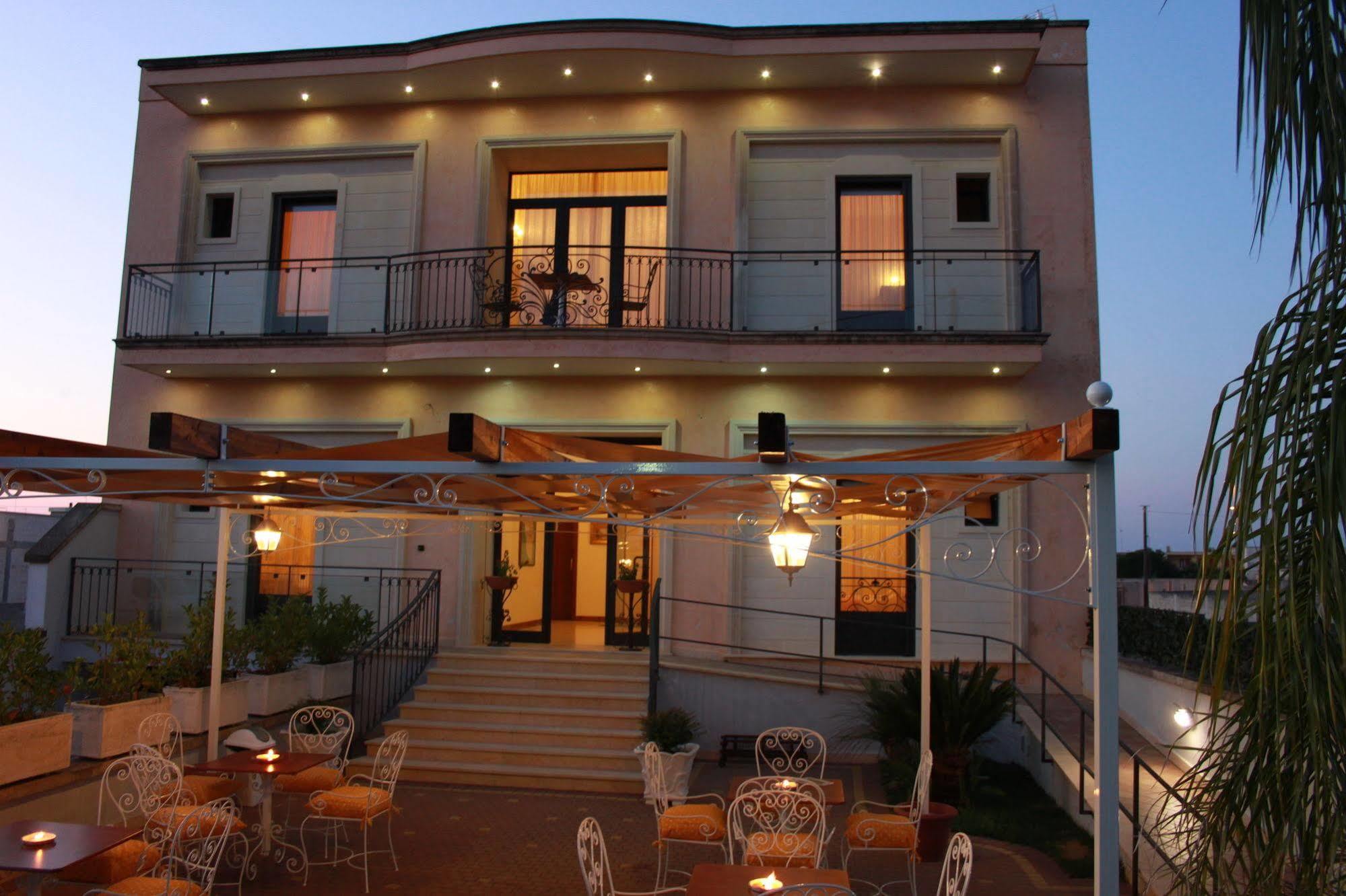 Kalinifta Residence Карпиняно Салентино Екстериор снимка